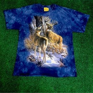 Vintage 1999 The Mountain Winter Buck Graphic T-Shirt